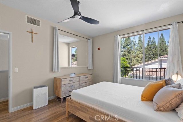 311 Falcon Creek, Irvine, CA 92618