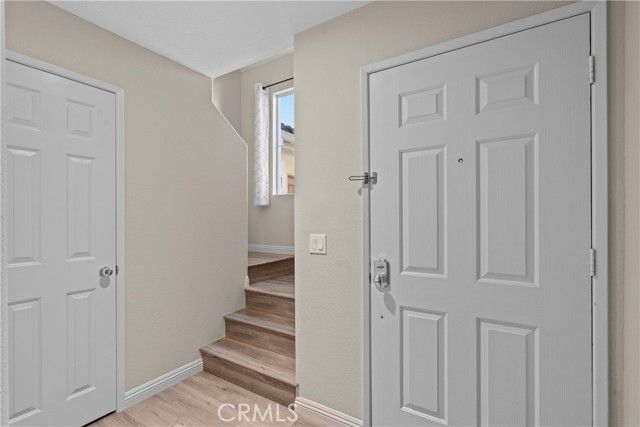 311 Falcon Creek, Irvine, CA 92618