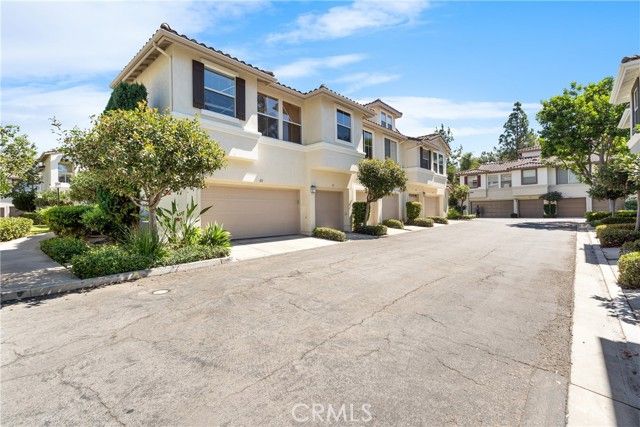 311 Falcon Creek, Irvine, CA 92618