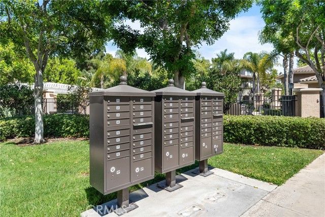 311 Falcon Creek, Irvine, CA 92618