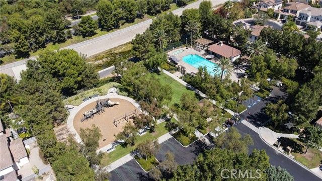 311 Falcon Creek, Irvine, CA 92618