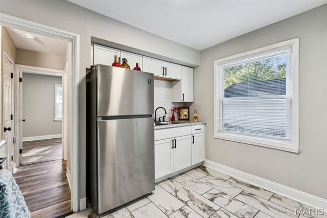 190 N New Florissant Road, Florissant, MO 63031