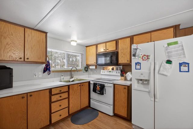 1139A S BUTTERCUP COURT, Friendship, WI 53934