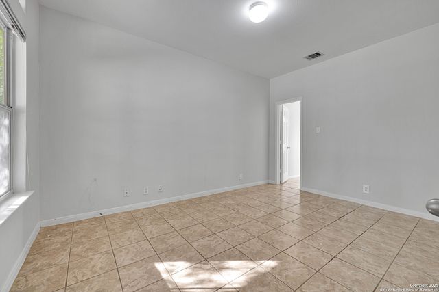 136 Brook Shire, Cibolo, TX 78108