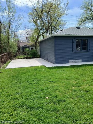 24670 Gardner Street, Oak Park, MI 48237