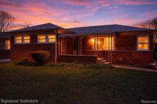 24670 Gardner Street, Oak Park, MI 48237