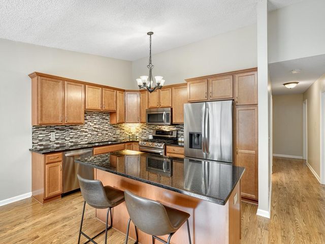 270 River Woods Lane, Burnsville, MN 55337