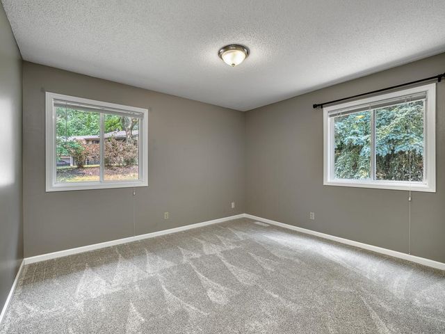 270 River Woods Lane, Burnsville, MN 55337