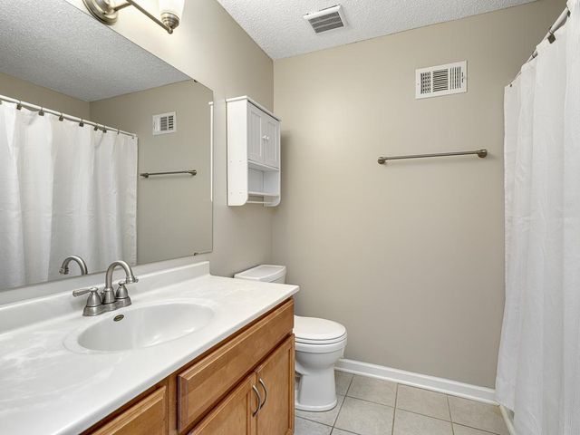 270 River Woods Lane, Burnsville, MN 55337