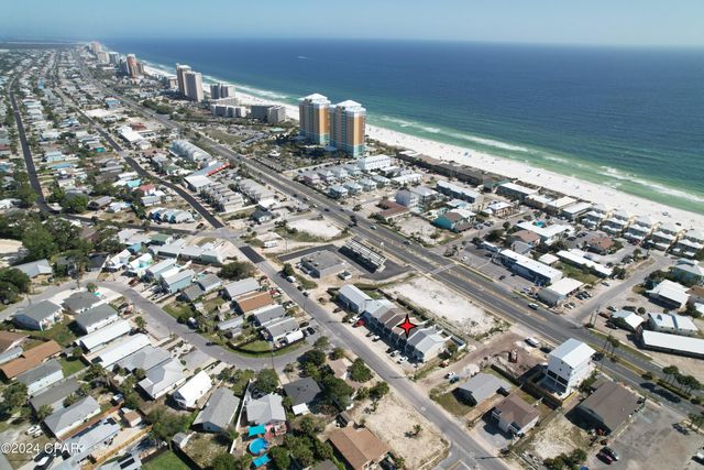 8015 Beach Drive, Panama City, FL 32408