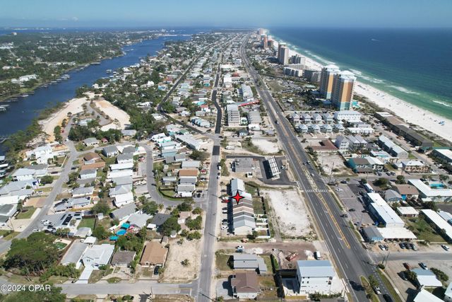 8015 Beach Drive, Panama City, FL 32408
