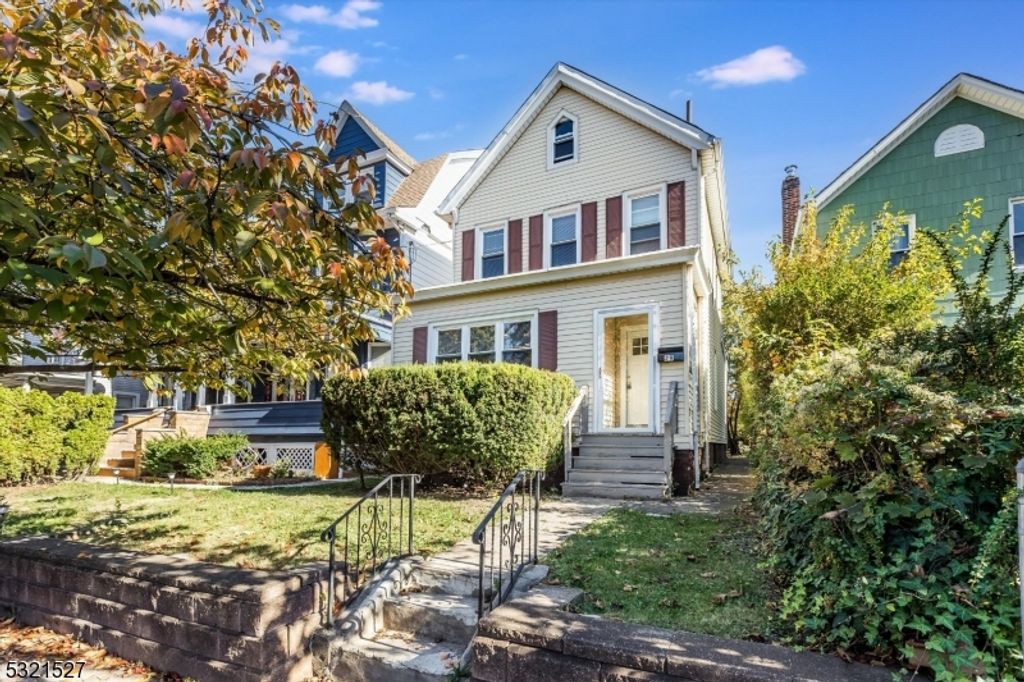 29 Ella St, Bloomfield Twp., NJ 07003