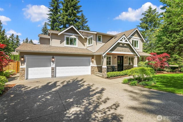 12512 NE 73rd Street, Kirkland, WA 98033
