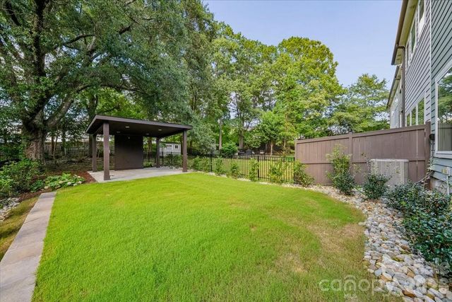 1233 Drummond Avenue, Charlotte, NC 28205