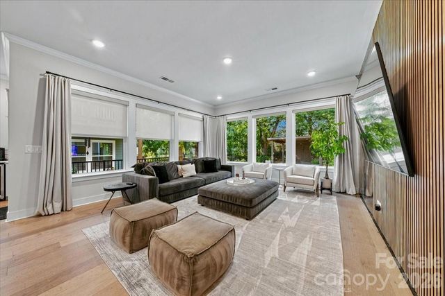 1233 Drummond Avenue, Charlotte, NC 28205