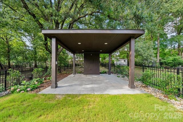 1233 Drummond Avenue, Charlotte, NC 28205