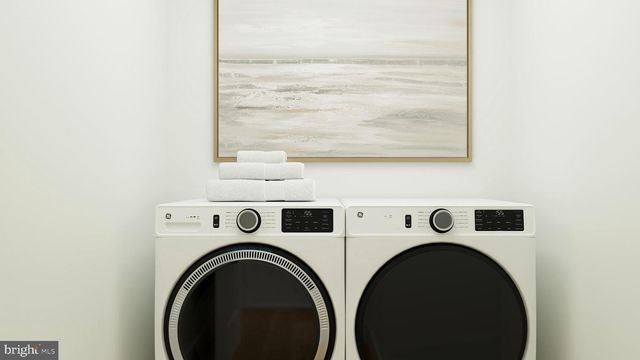 9 RED BARN LN, Bordentown, NJ 08505