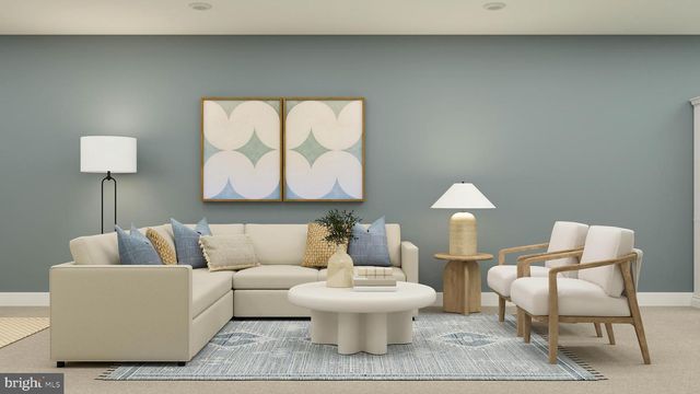 9 RED BARN LN, Bordentown, NJ 08505