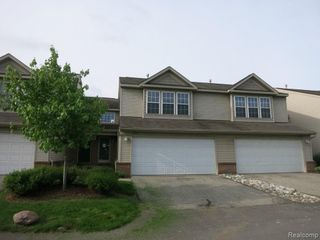 17501 Gateway Circle, Southfield, MI 48075