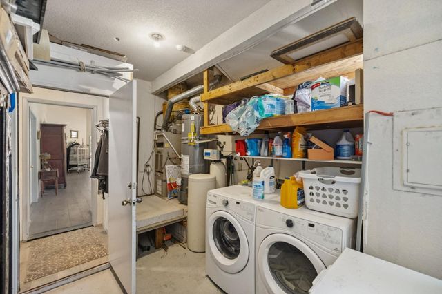 21012 Country Park Road, Salinas, CA 93908