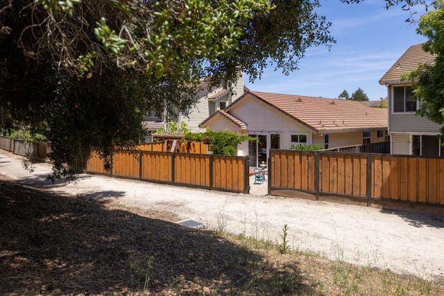 21012 Country Park Road, Salinas, CA 93908