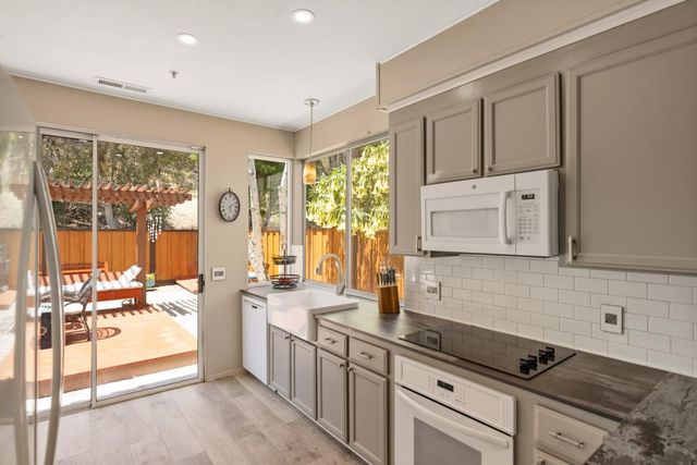 21012 Country Park Road, Salinas, CA 93908