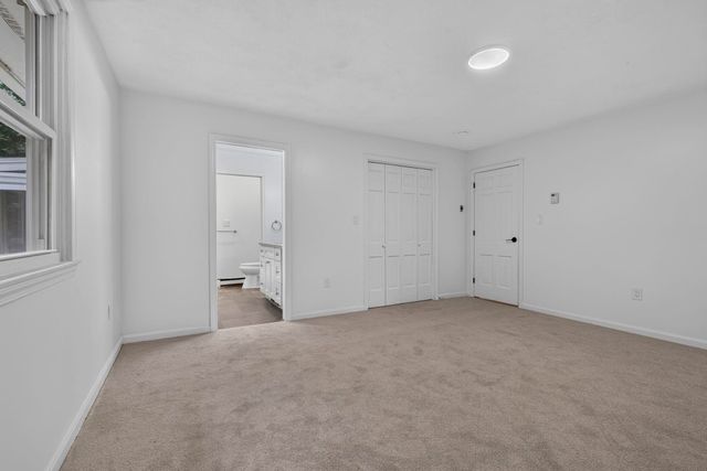 12 Sunnyside Drive, Durham, NH 03824