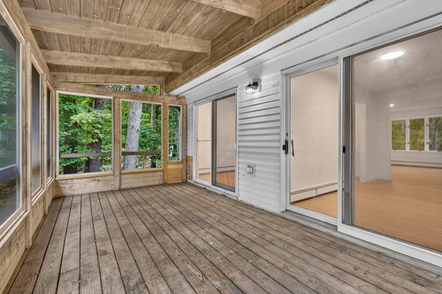 12 Sunnyside Drive, Durham, NH 03824