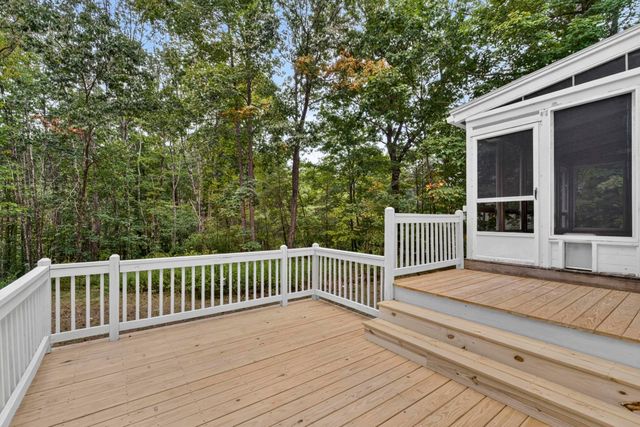 12 Sunnyside Drive, Durham, NH 03824