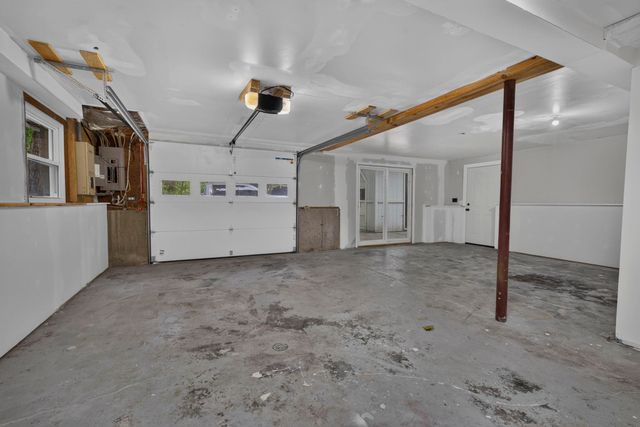 12 Sunnyside Drive, Durham, NH 03824
