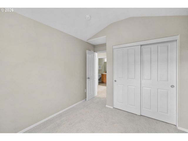 4607 Se SANDALWOOD St, Hillsboro, OR 97123