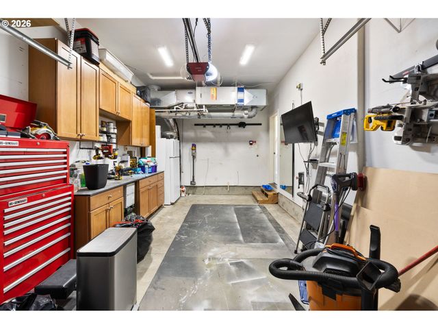 4607 Se SANDALWOOD St, Hillsboro, OR 97123