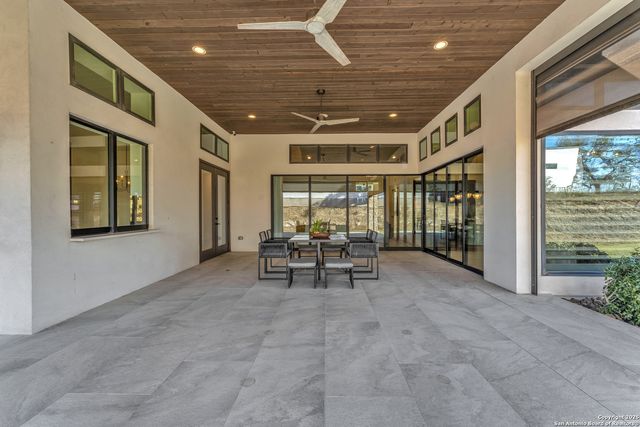 23011 Daniel Ridge, San Antonio, TX 78255