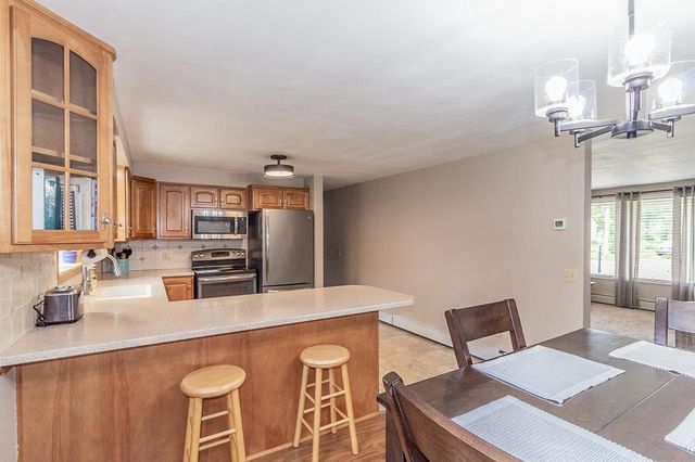 815 W JENNINGS STREET, New London, WI 54961