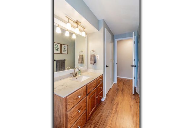 815 W JENNINGS STREET, New London, WI 54961