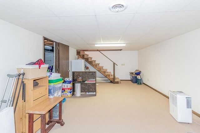 815 W JENNINGS STREET, New London, WI 54961