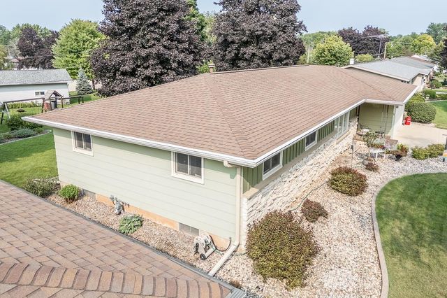 815 W JENNINGS STREET, New London, WI 54961
