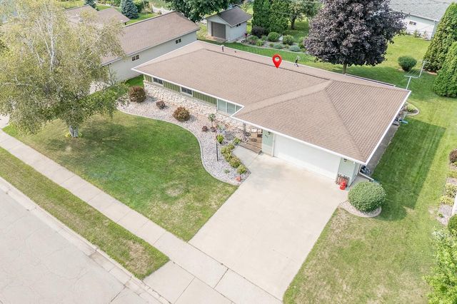 815 W JENNINGS STREET, New London, WI 54961