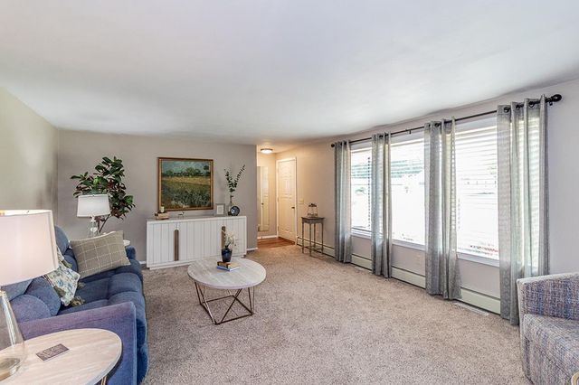 815 W JENNINGS STREET, New London, WI 54961