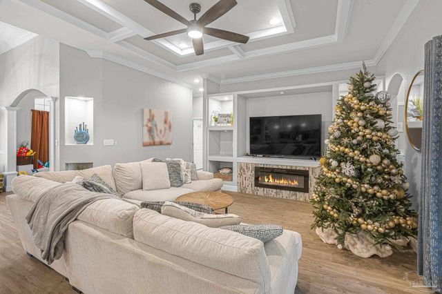 6245 Muldoon Rd, Pensacola, FL 32526