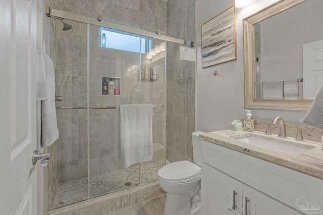 6245 Muldoon Rd, Pensacola, FL 32526