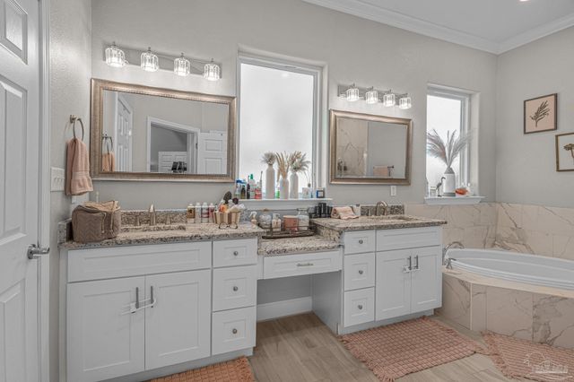 6245 Muldoon Rd, Pensacola, FL 32526