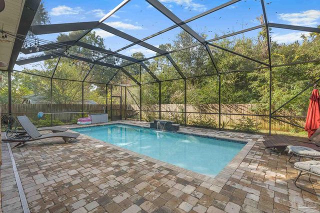 6245 Muldoon Rd, Pensacola, FL 32526