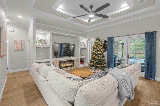 6245 Muldoon Rd, Pensacola, FL 32526