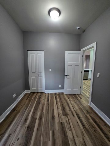 3732 S Calumet Avenue 2, Chicago, IL 60653