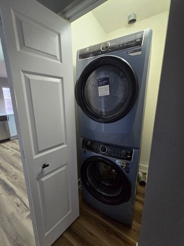 3732 S Calumet Avenue 2, Chicago, IL 60653