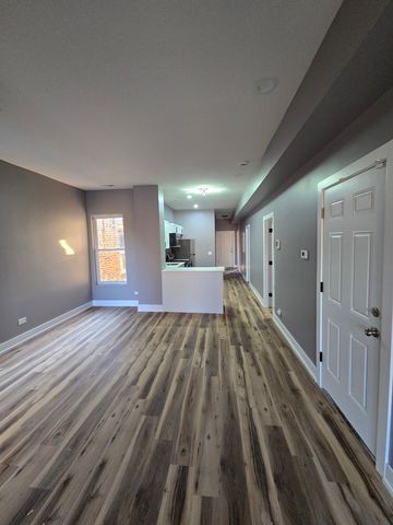 3732 S Calumet Avenue 2, Chicago, IL 60653