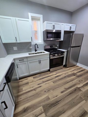 3732 S Calumet Avenue 2, Chicago, IL 60653