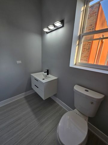 3732 S Calumet Avenue 2, Chicago, IL 60653