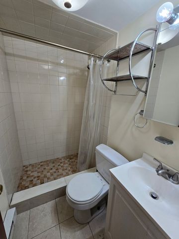11 Grove Street 2, Boston, MA 02114